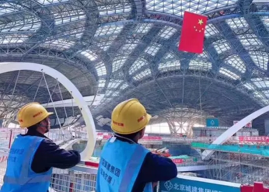 好樣的，寶鷹人！堅(jiān)守崗位慶國(guó)慶！